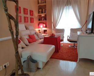 Living room of Flat for sale in  Sevilla Capital  with Air Conditioner