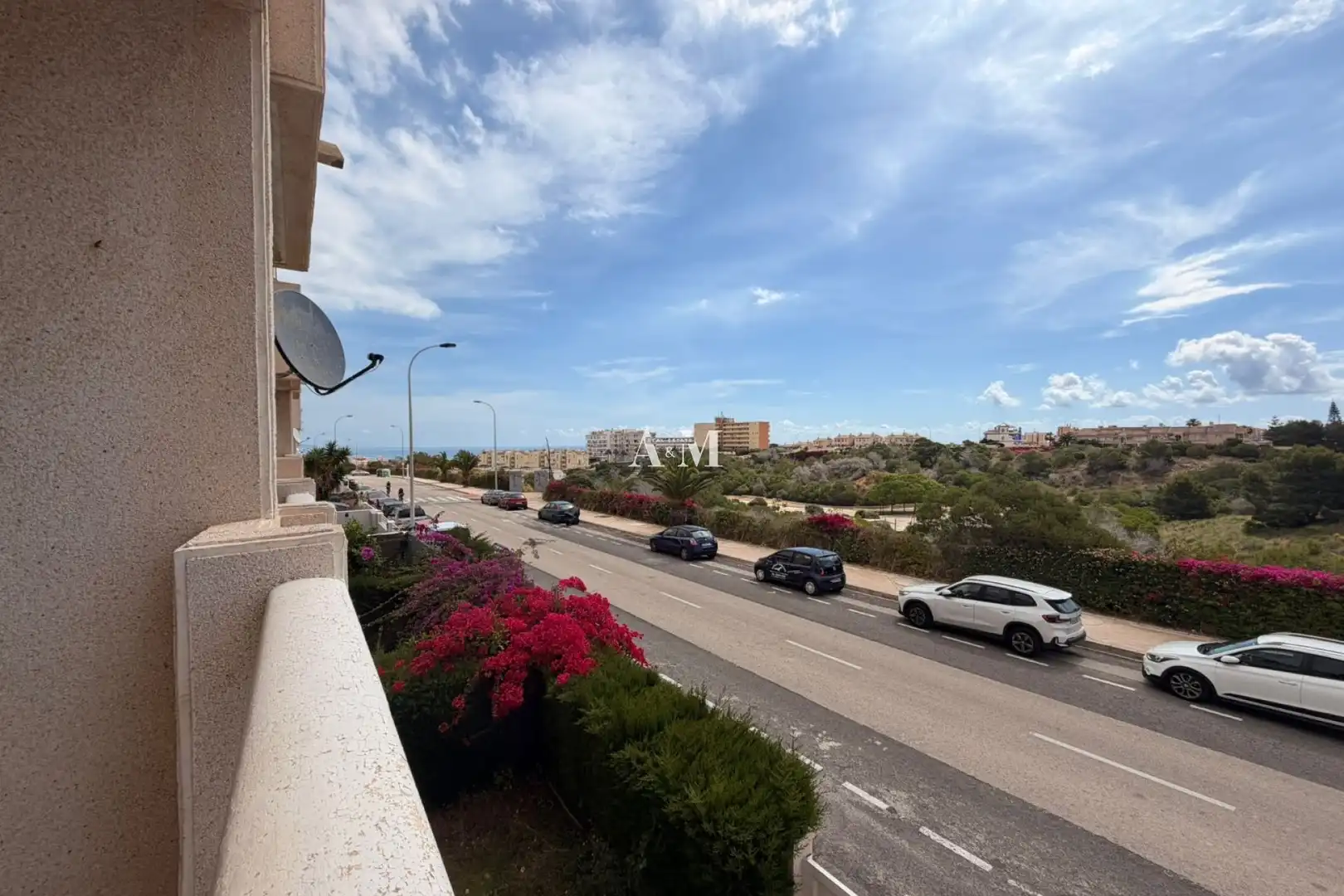 Vista exterior de Piso de alquiler en Torrevieja con Aire acondicionado, Calefacción y Terraza
