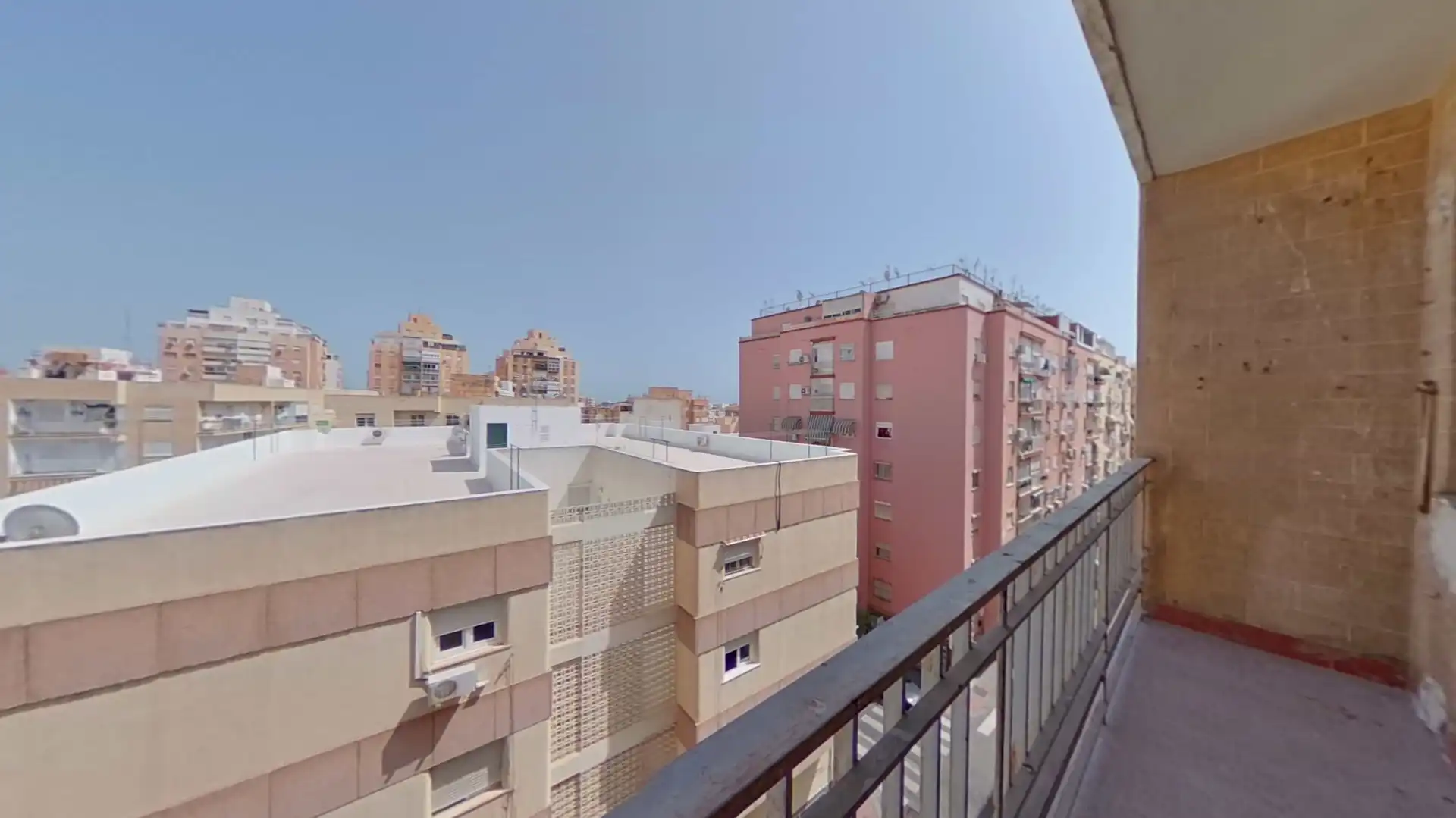 Vista exterior de Apartamento en venta en Almería