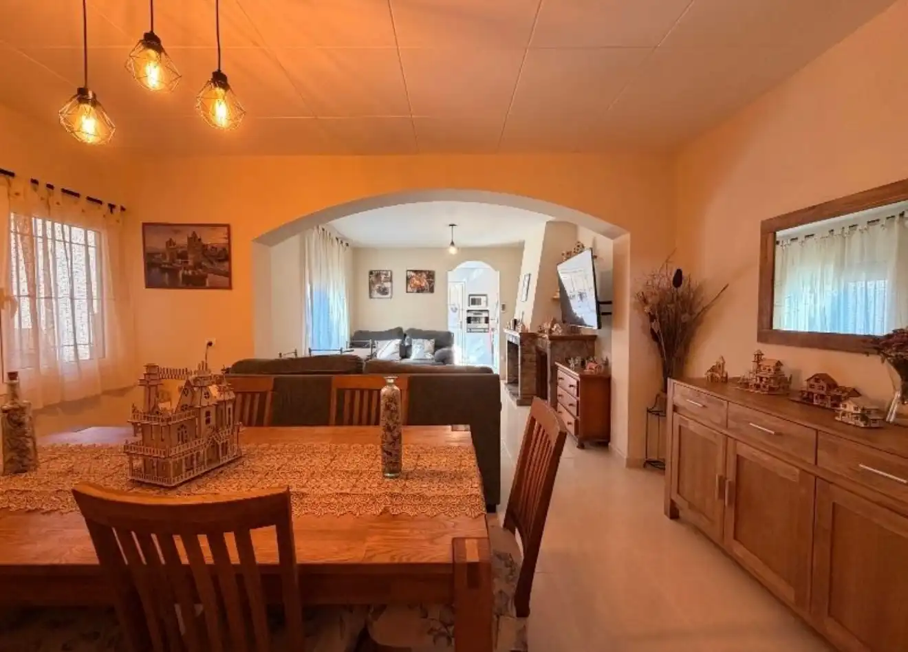 Villa con giardino in vendita a Carrer de les Guilleries