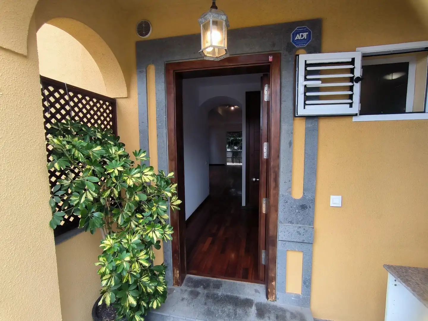Casa adosada en venda en Las Palmas de Gran Canaria amb Jardí privat, Parquet i Terrassa