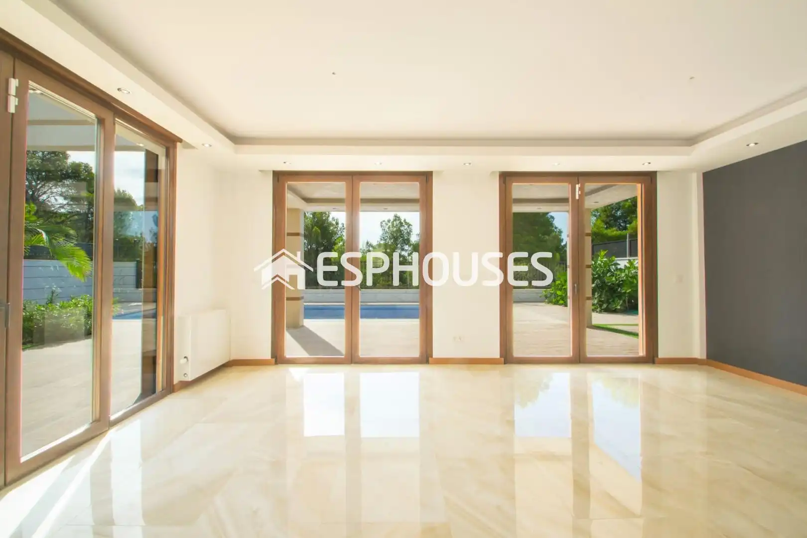 Casa con piscina in vendita a Golf Bahía, imagen 7