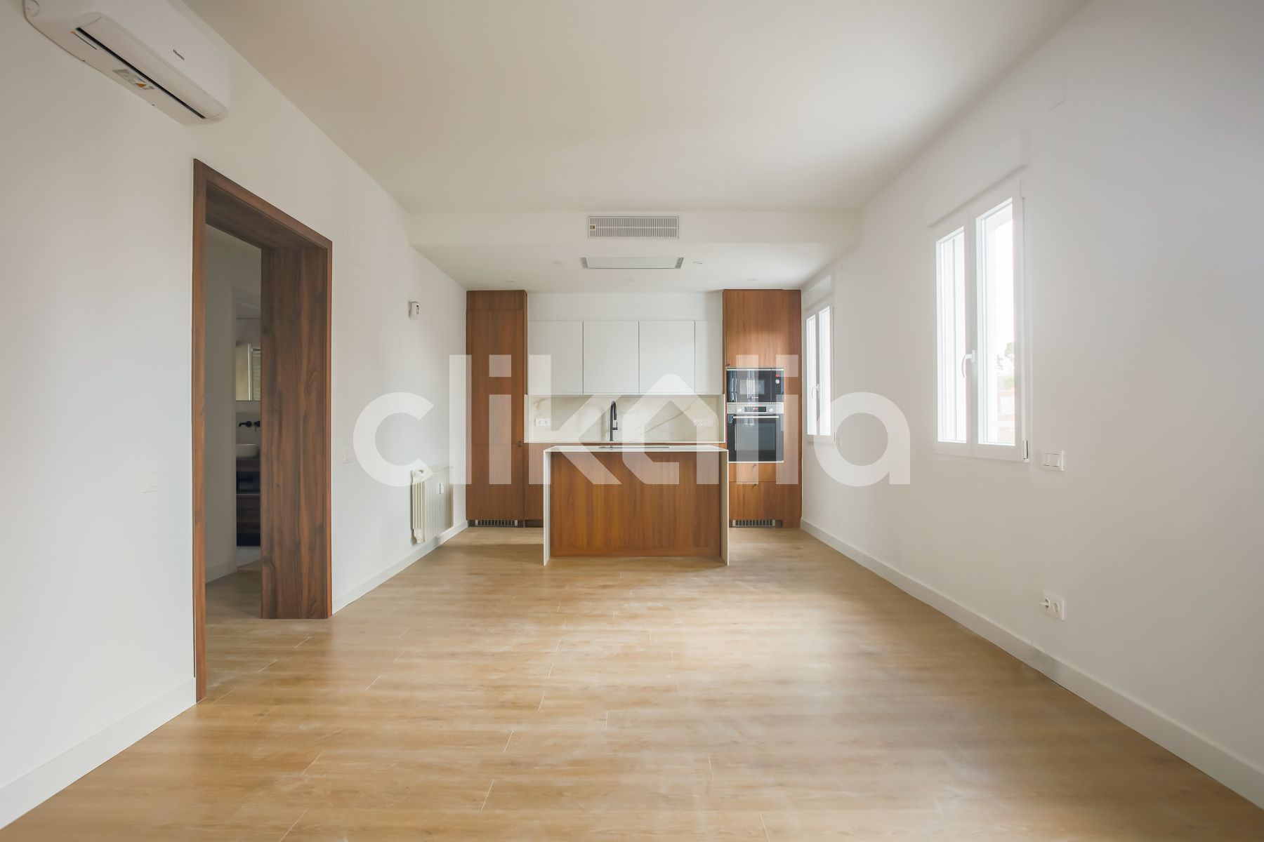 Kitchen of Flat for sale in  Madrid Capital  with Air Conditioner and Heating