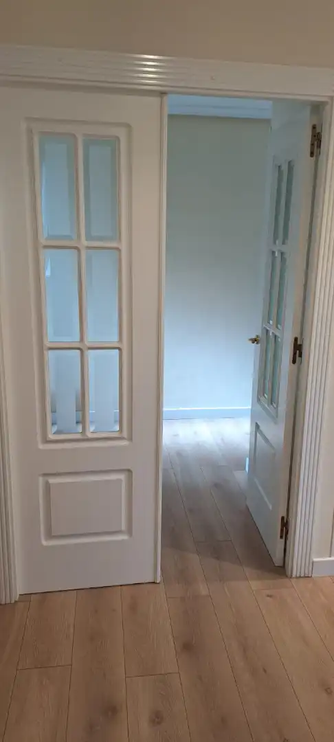 Pis en venda en Oviedo  amb Calefacció, Parquet i Traster