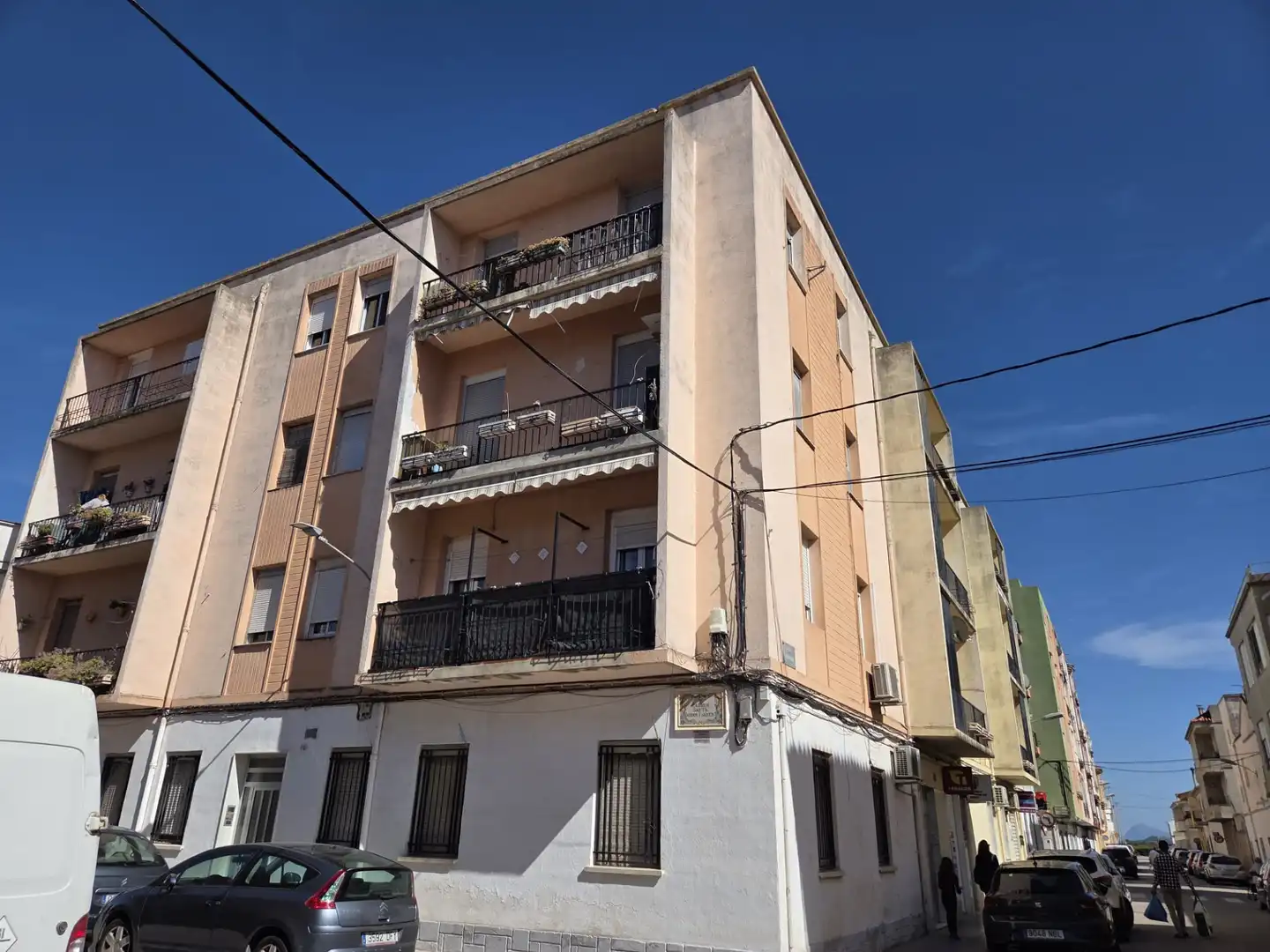 Vista exterior de Pis en venda en Almoines amb Terrassa i Traster