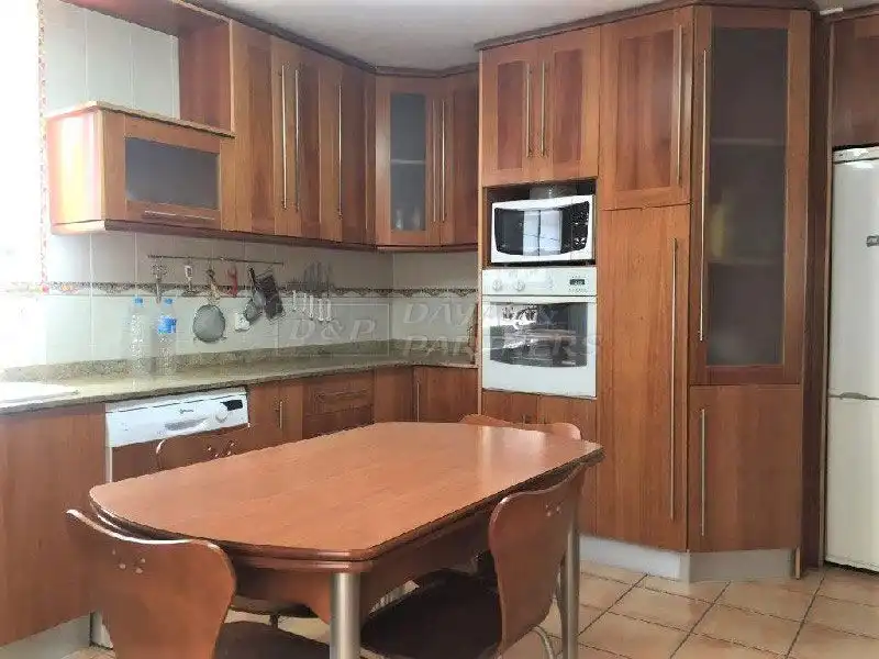 Cocina de Casa o chalet en venta en Torrevieja con Aire acondicionado, Jardín privado y Terraza