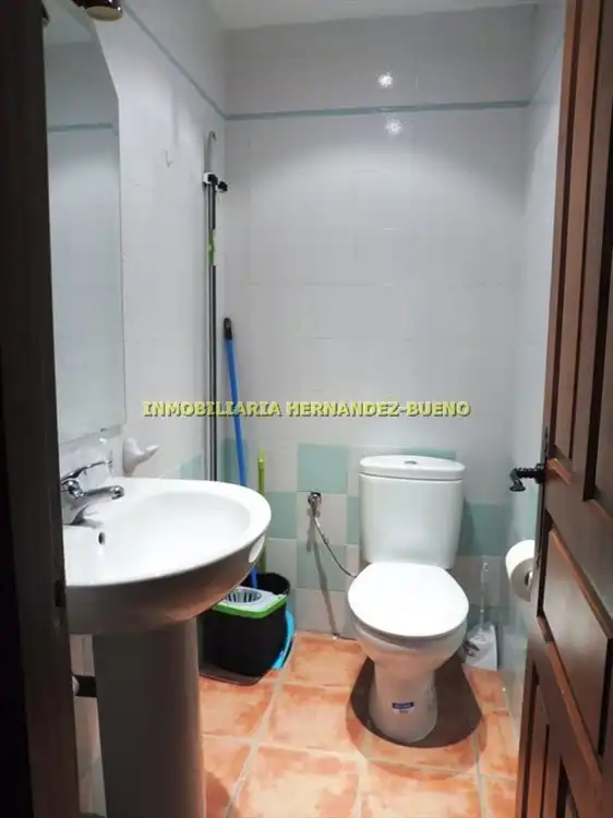 Bany de Edifici en venda en Huerta