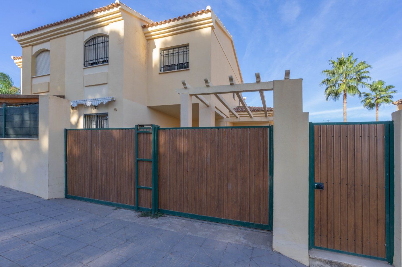 Single-family semi-detached to rent in Urbanizacion Taralpe, Pinos de Alhaurín