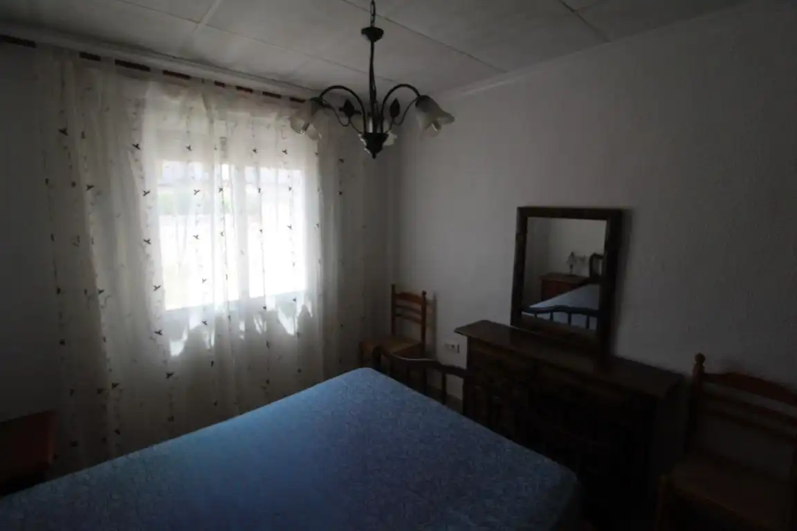 Habitación de Casa adosada en venta en Torrevieja con Aire acondicionado, Jardín privado y Terraza