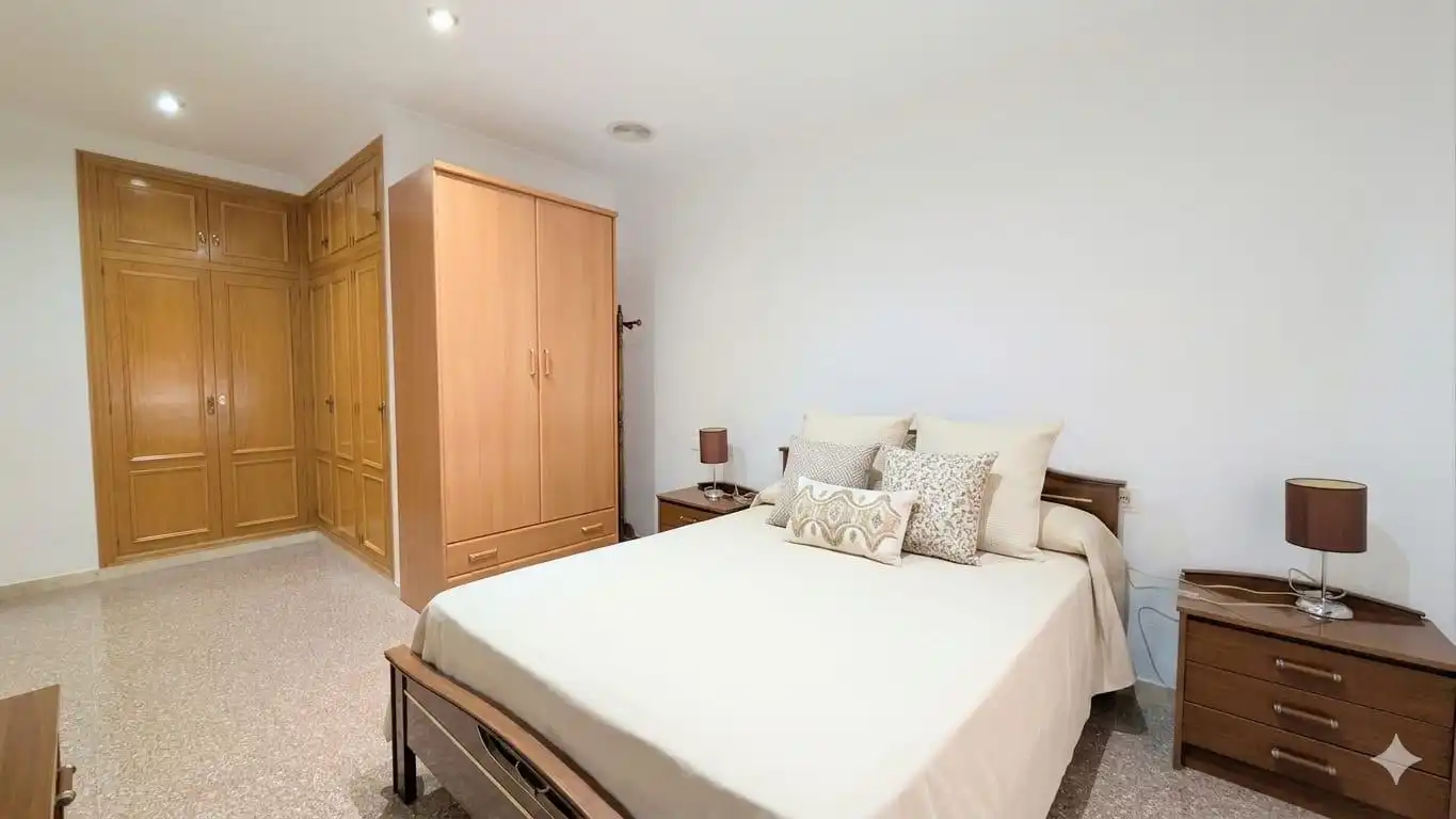 Habitación de Planta baja de alquiler en Elche / Elx con Amueblado