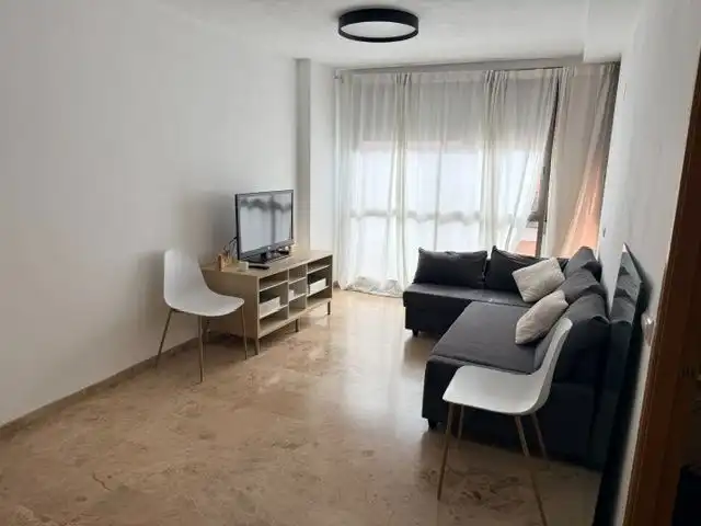 Wohnzimmer von Wohnung zur Miete in Mislata mit Klimaanlage, Möbliert und Ofen
