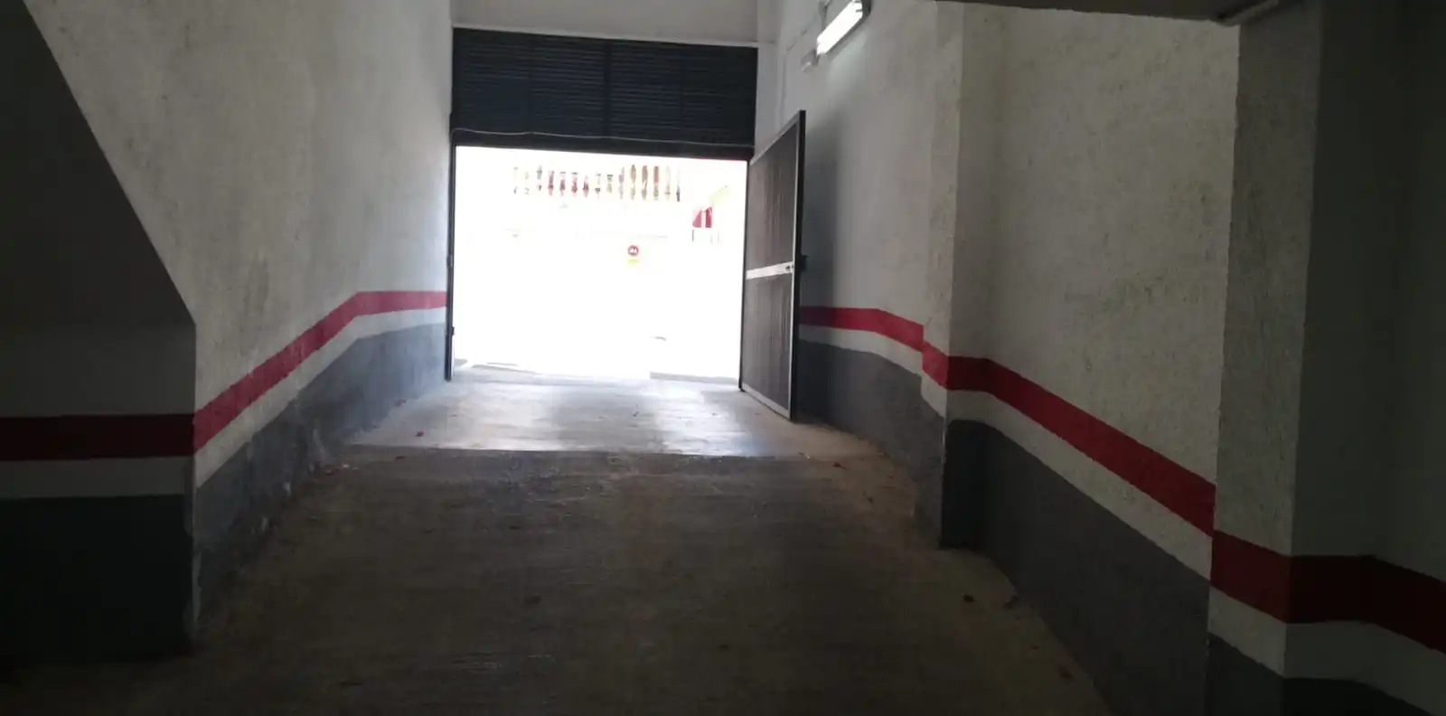 Parking with lift for sale in Miguel de Cervantes, imagen 4