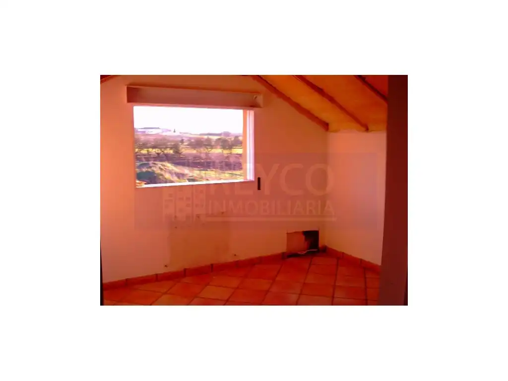 Habitación de Nave industrial en venta en Tricio