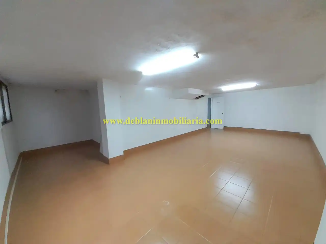 Business premises for sale in Tui, imagen 13