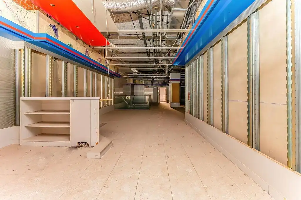 Gewerbefläche zur Miete in Casc Urbà, imagen 2