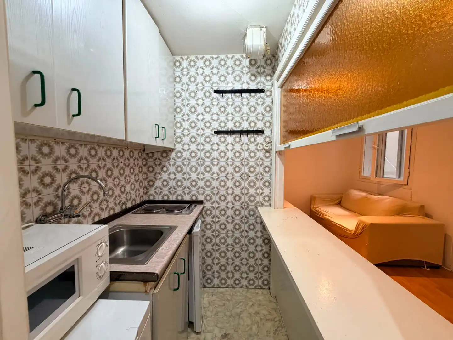 Cocina de Apartamento en venta en Madrid con Calefacción