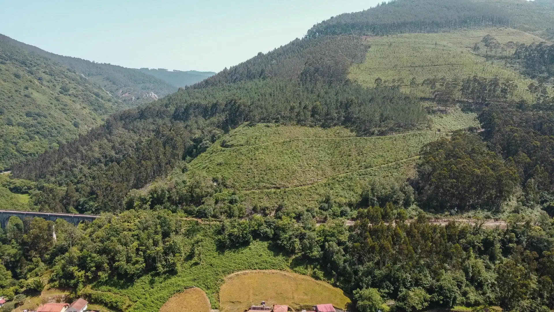Houses for sale in Cudillero  with Private garden, Terrace and Furnished