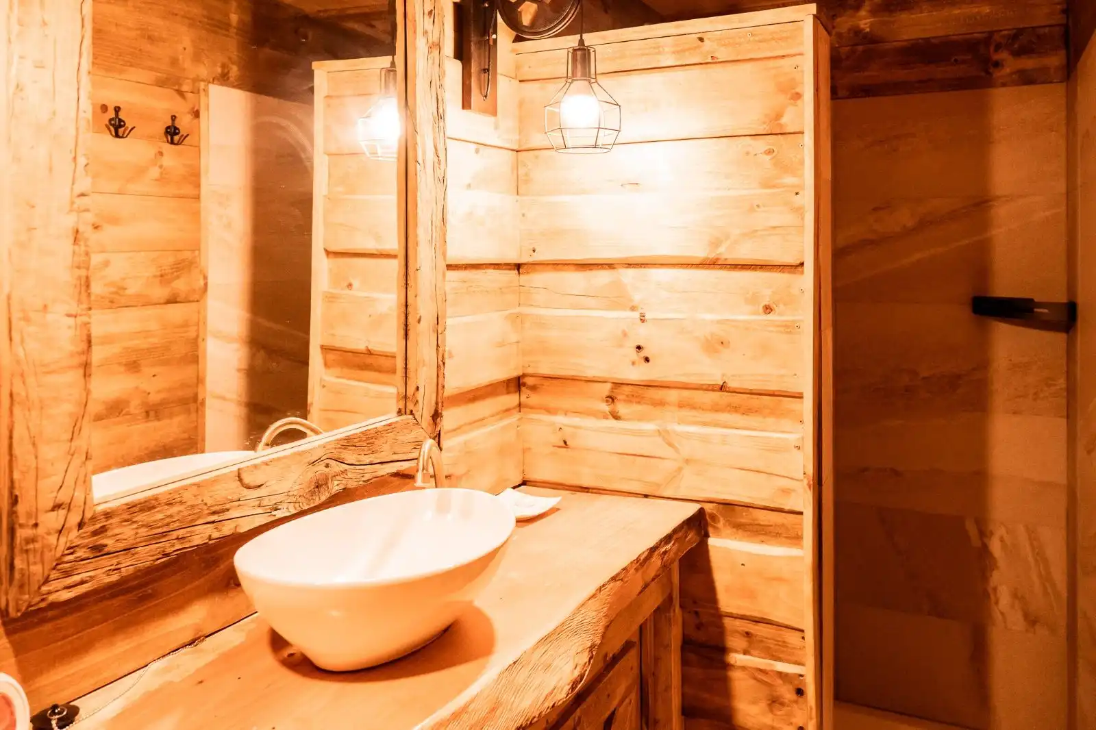 Bathroom of Buildings for sale in Cercedilla