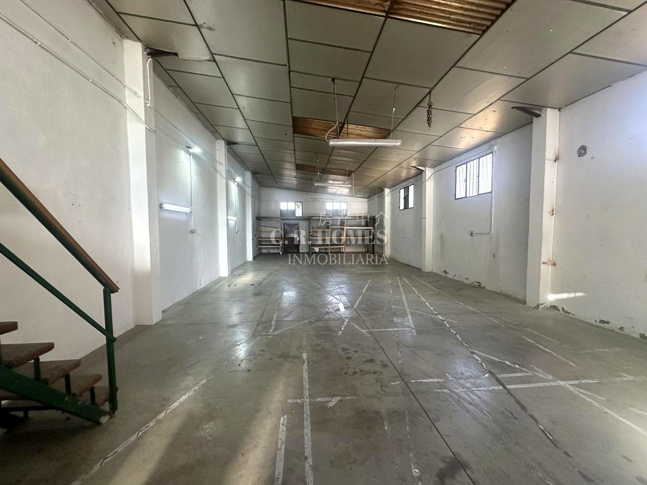 Nave industrial de alquiler en Paracuellos de Jarama