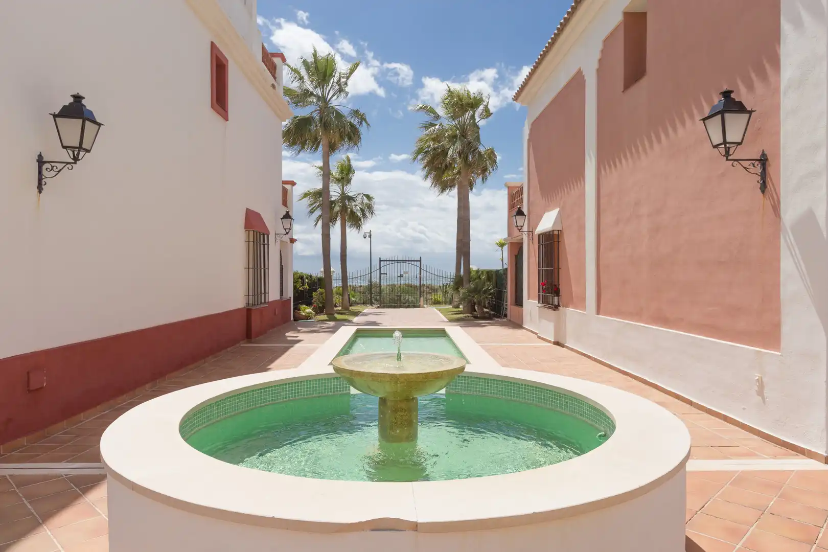 Casa adosada en venta en Lugar Urbanizacion Bahia Marbella, Bahía de Marbella