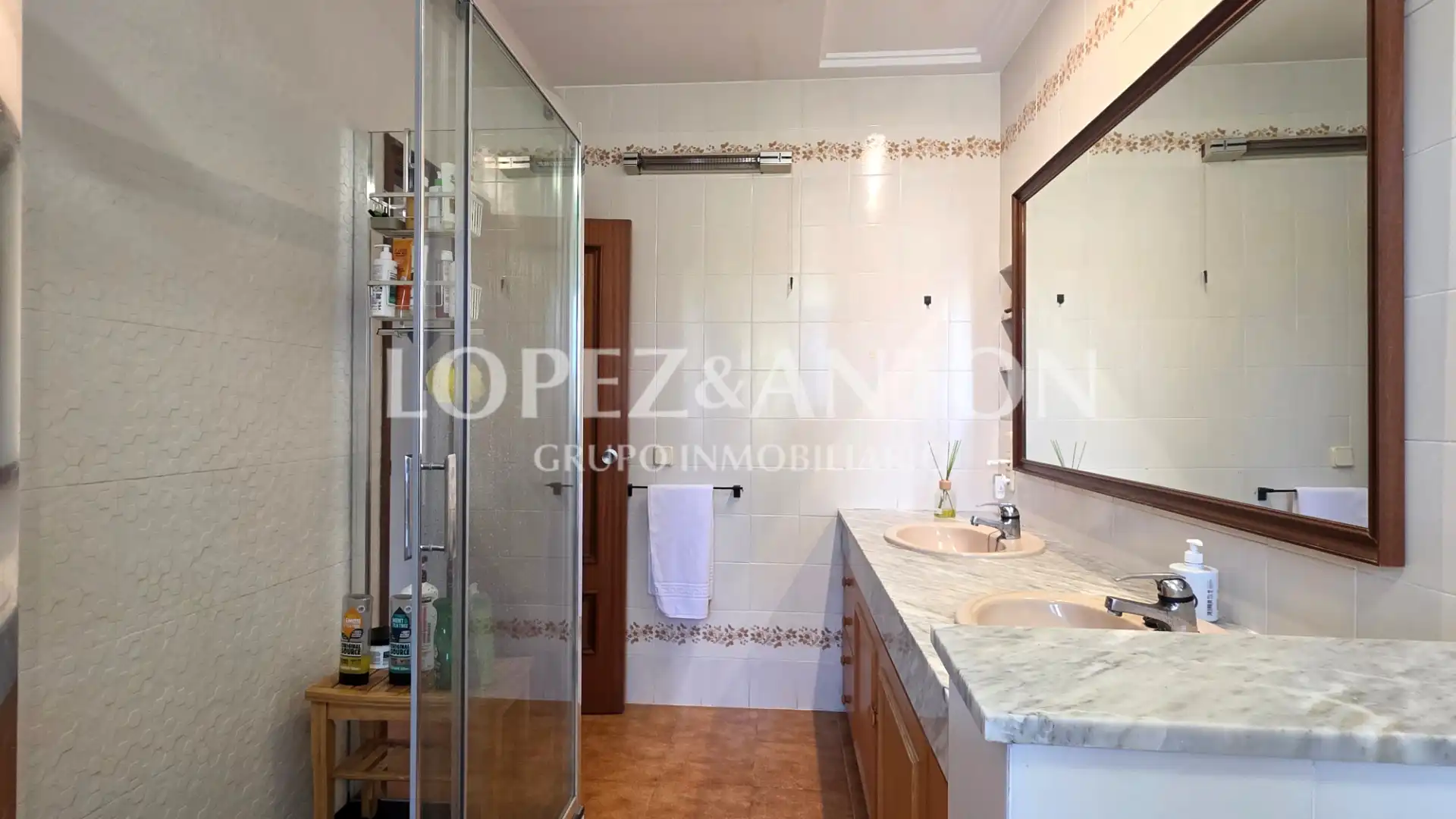 Baño de Casa o chalet en venta en Paterna con Aire acondicionado, Jardín privado y Terraza