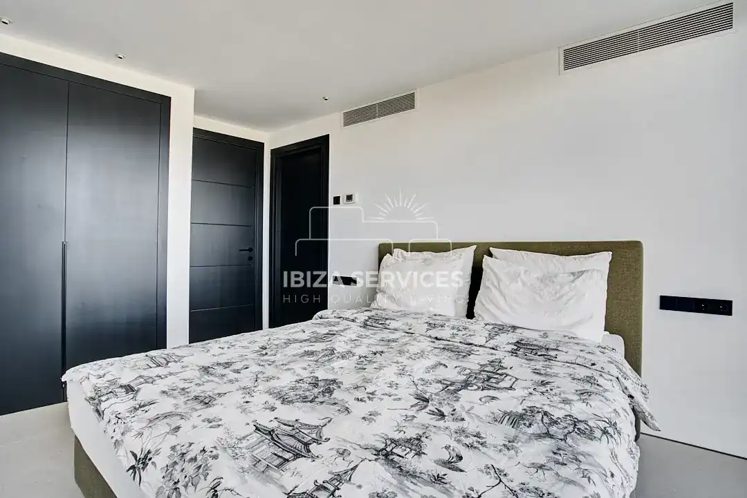 Dormitori de Casa o xalet de lloguer en Santa Eulària des Riu amb Aire condicionat, Jardí privat i Piscina