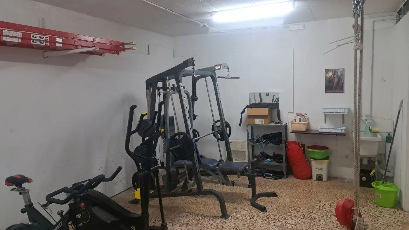 Local comercial en venda a La Gavarra, imagen 2