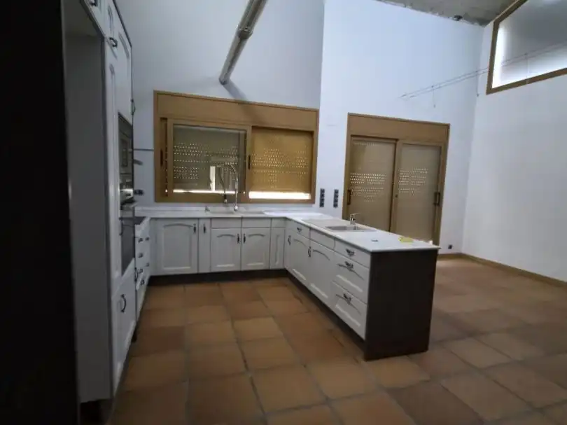 Detached house with garden for sale in Carrer Segrià 25, imagen 11