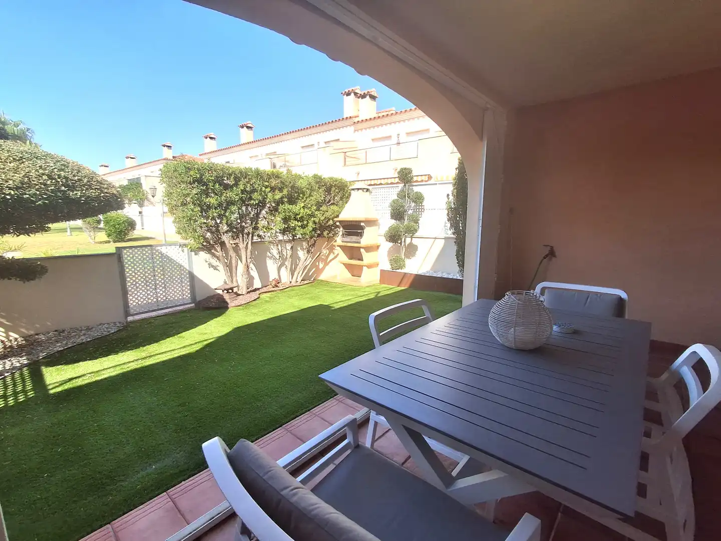 Jardí de Casa adosada en venda en Mont-roig del Camp amb Aire condicionat, Jardí privat i Terrassa