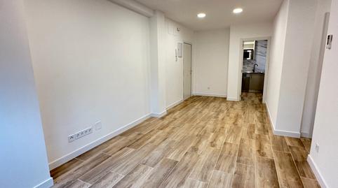 Photo 4 of Flat to rent in Calle de Valderrodrigo, Valdezarza,  Madrid Capital