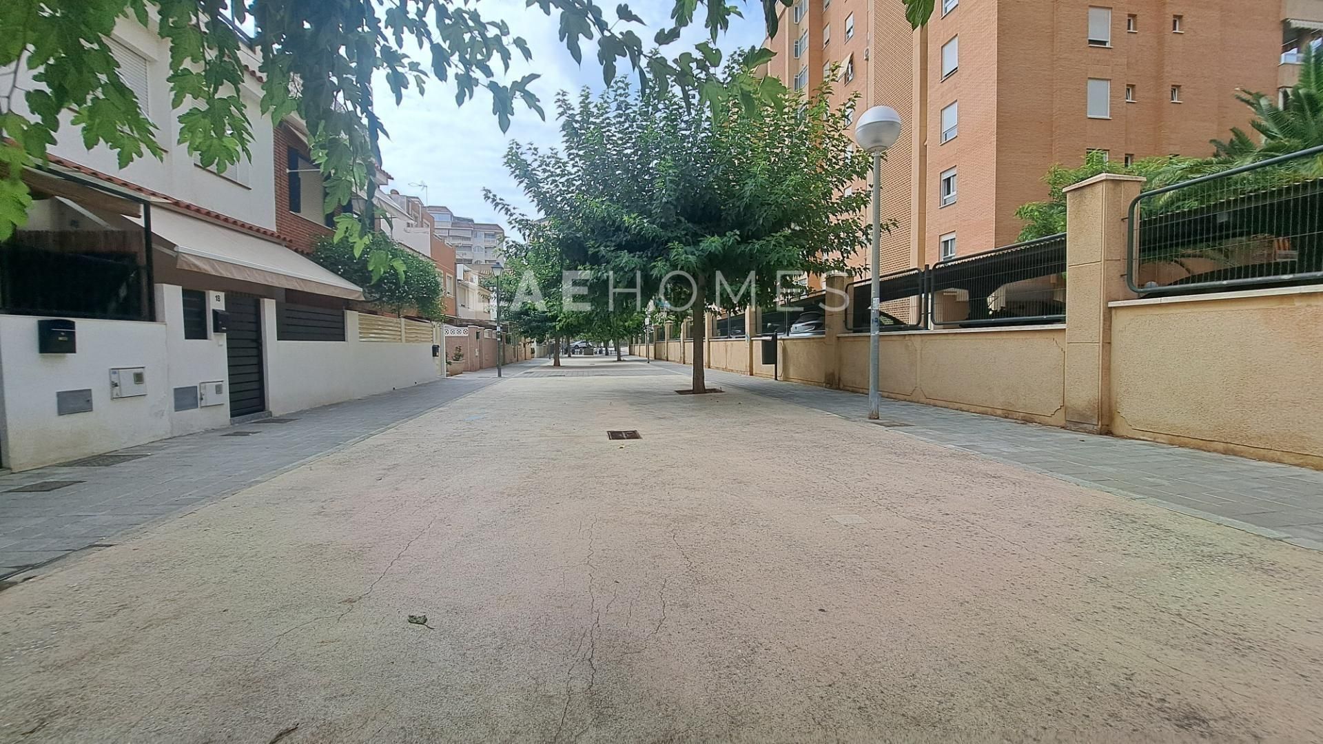 Exterior view of Single-family semi-detached for sale in Alicante / Alacant  with Air Conditioner, Heating and Terrace