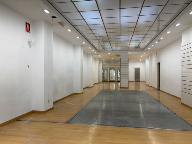 Local comercial en Alquiler en Arnedo