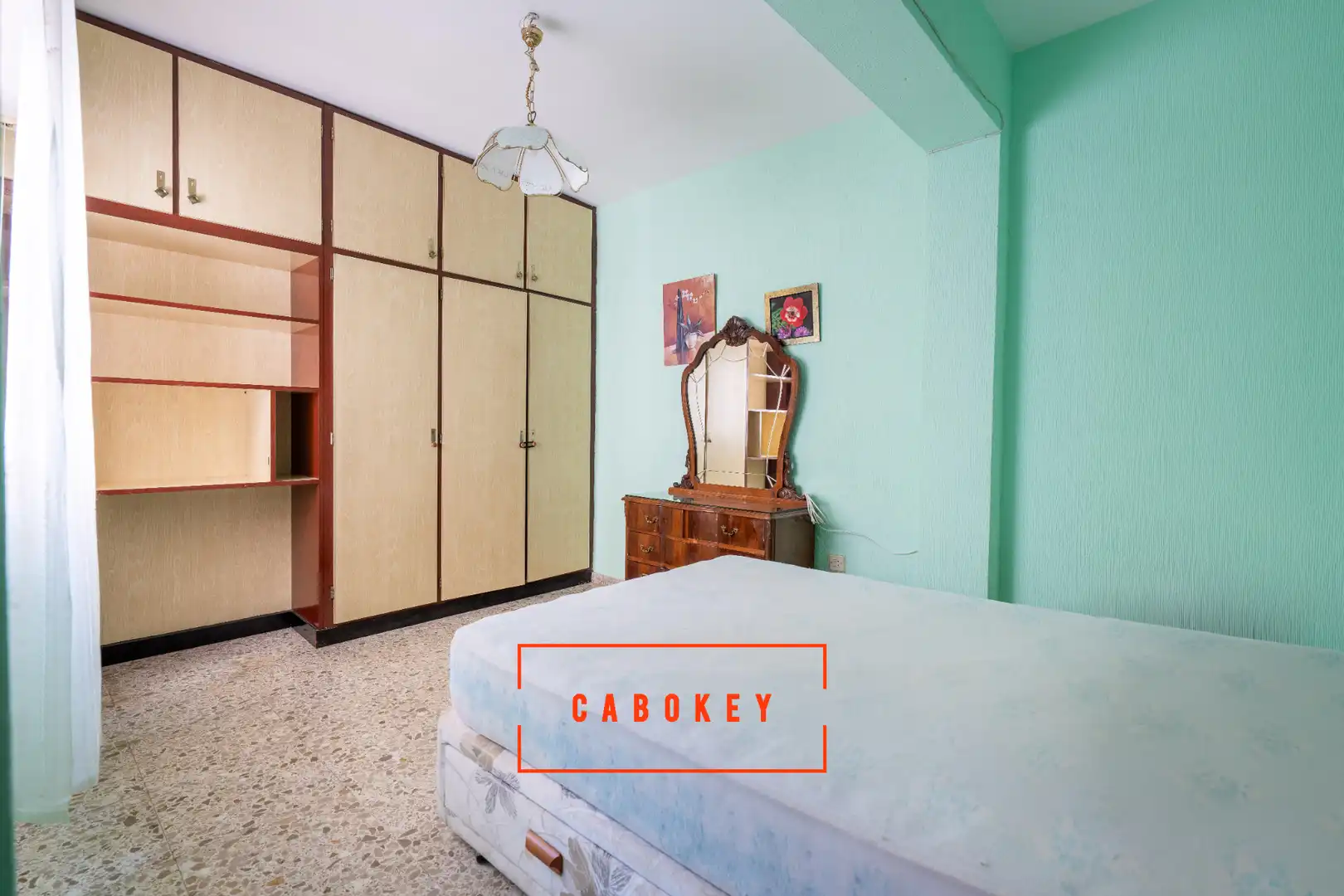 Habitación de Piso en venta en Almería