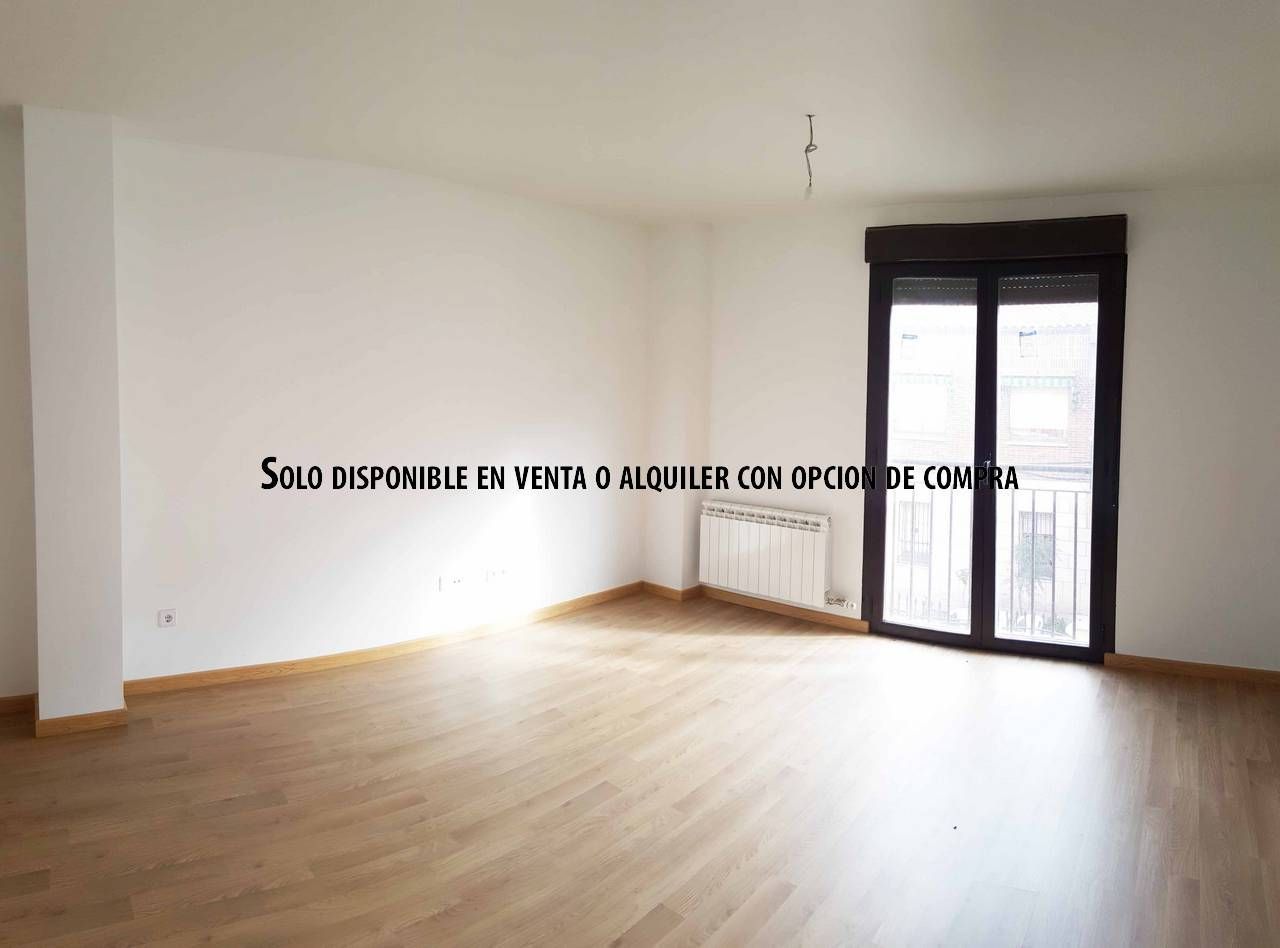Sala de estar de Piso de alquiler en Tudela de Duero con Calefacción, Trastero y Balcón