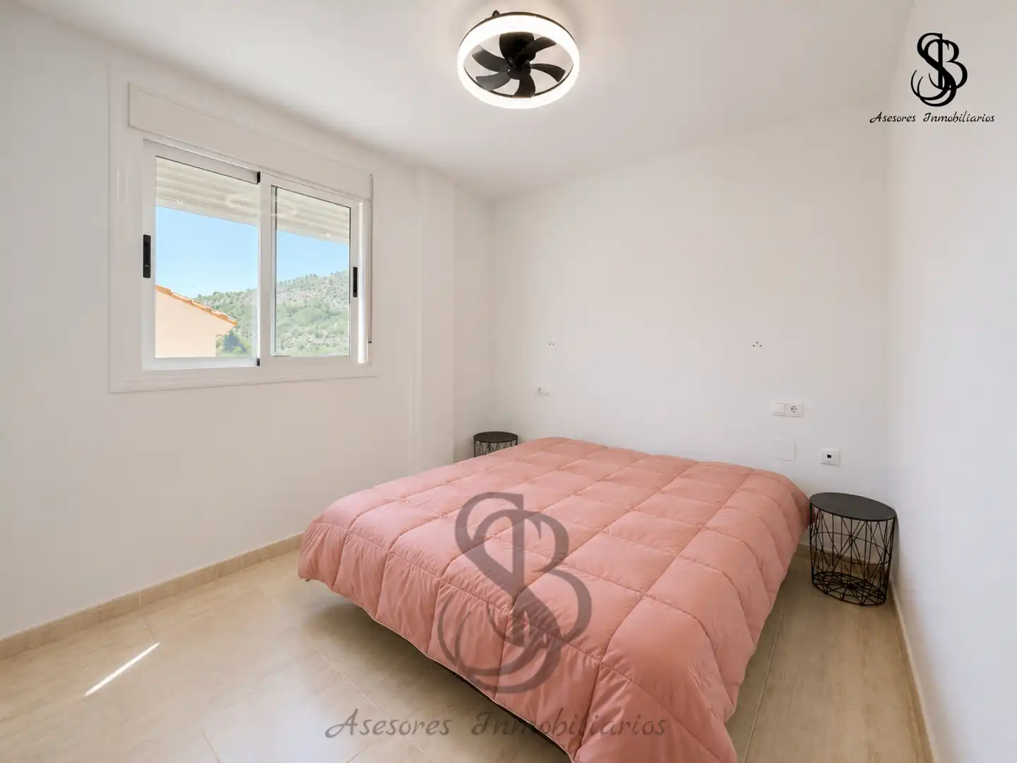 Habitación de Ático de alquiler en Mutxamel con Terraza, Amueblado y Horno