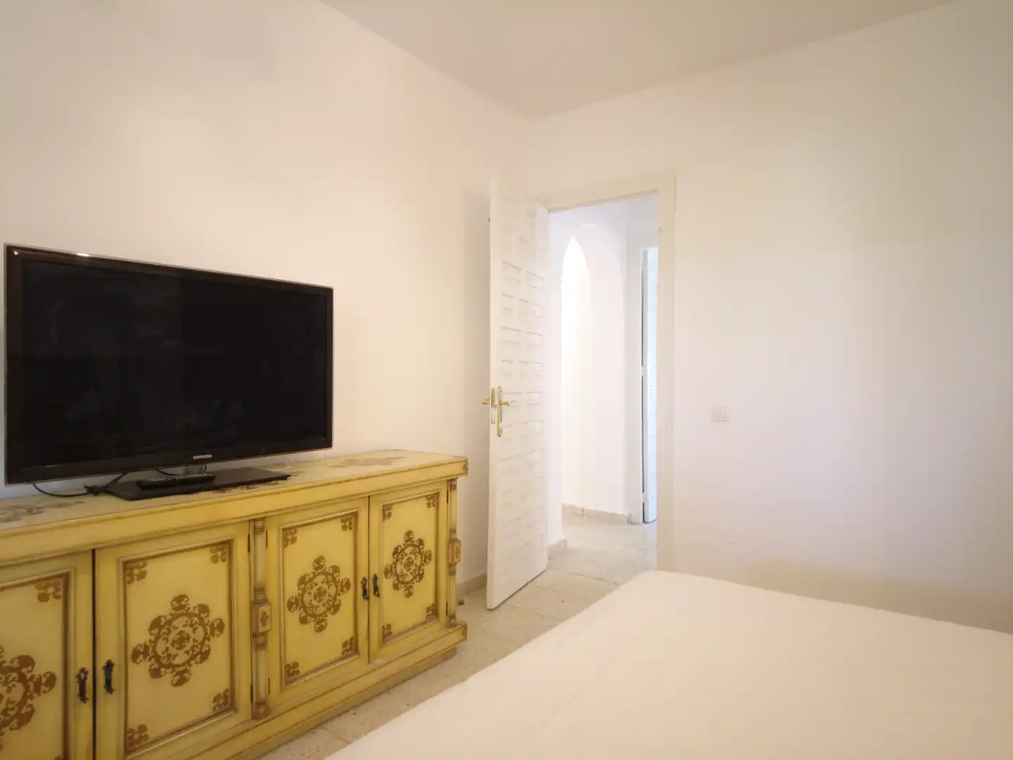 Chalet con jardín en venta en Río Real - Los Monteros, imagen 28