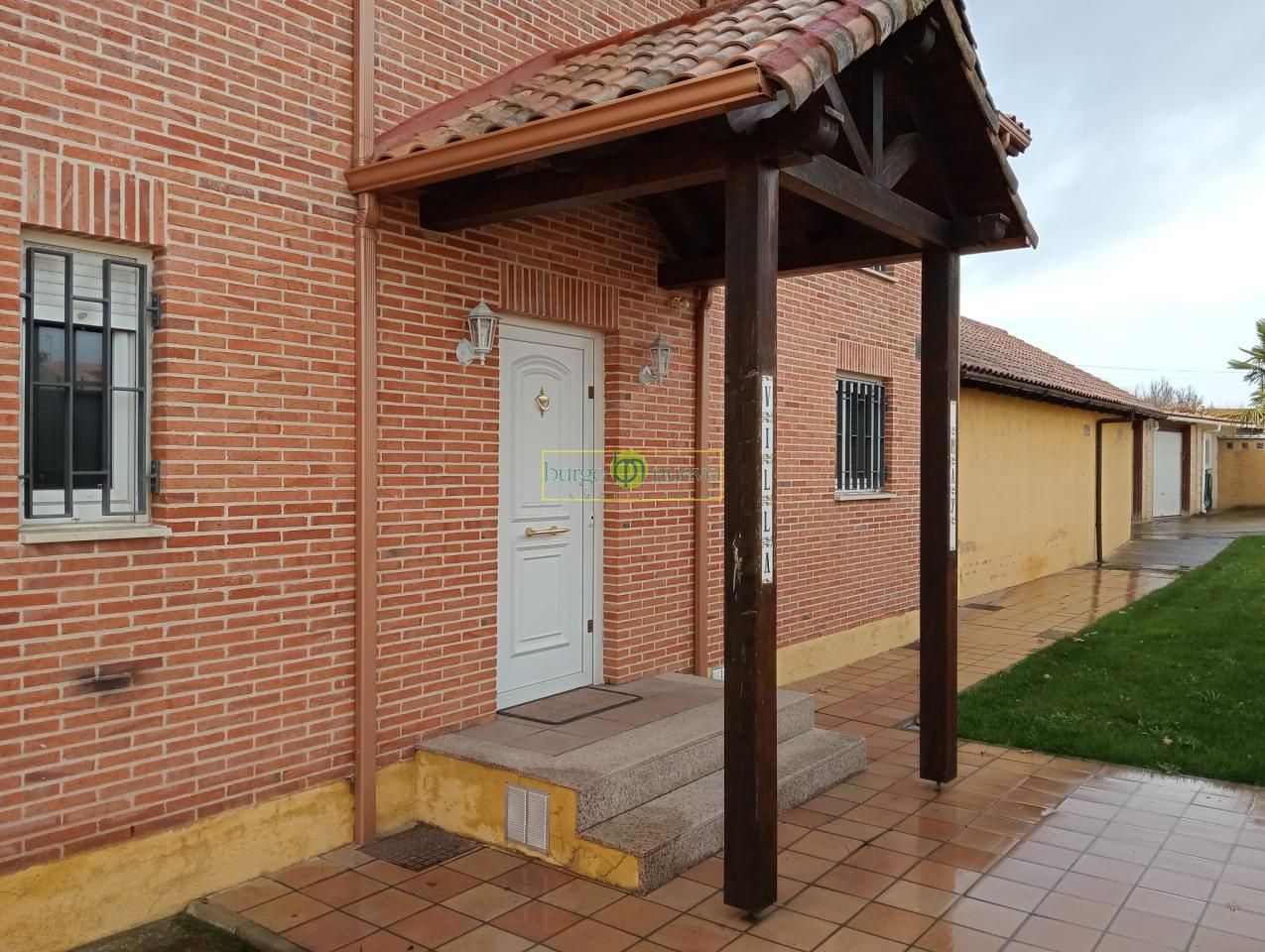 Exterior view of House or chalet for sale in Valdefresno  with Heating, Private garden and Parquet flooring