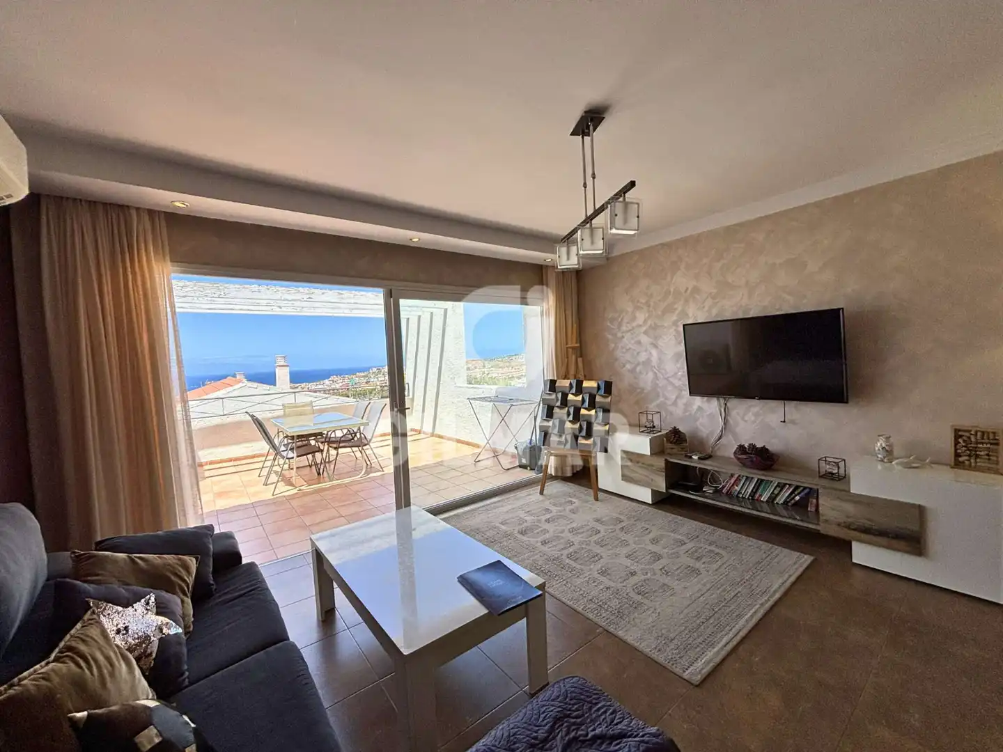 Wohnzimmer von Maisonette zum Verkauf in Adeje mit Terrasse, Möbliert und Gemeinschaftspool