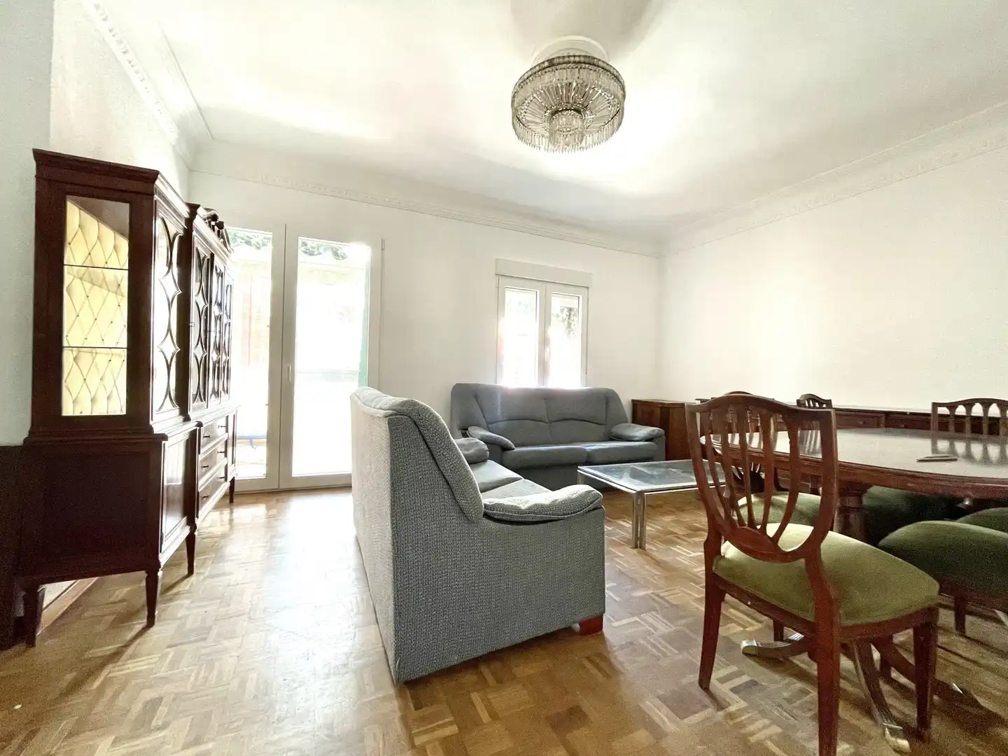 Living room of Flat for rent in Madrid  with Heating, Parquet flooring and Terrace
