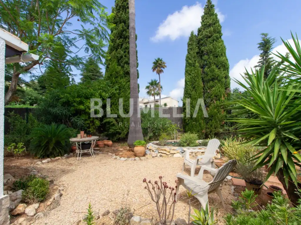 Jardí de Casa o xalet en venda en Dénia amb Aire condicionat, Jardí privat i Piscina