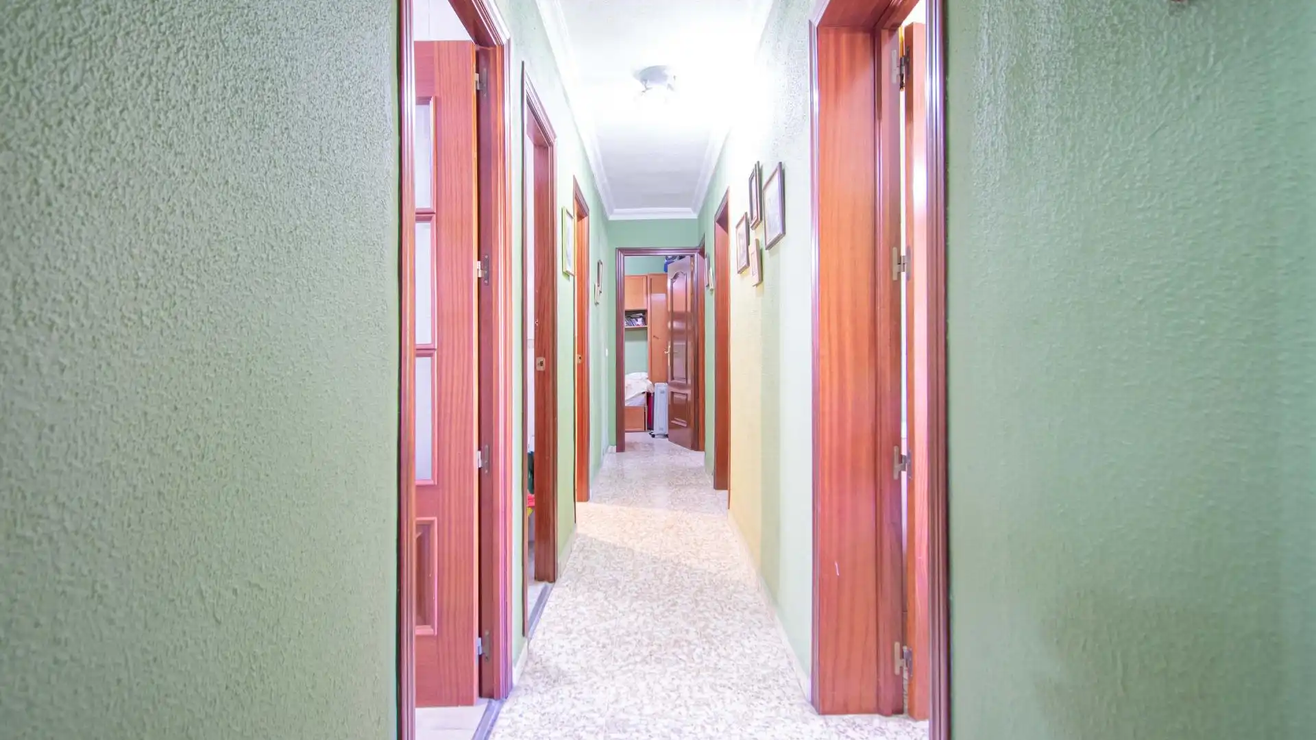 Piso en venta en  Sevilla Capital con Balcón