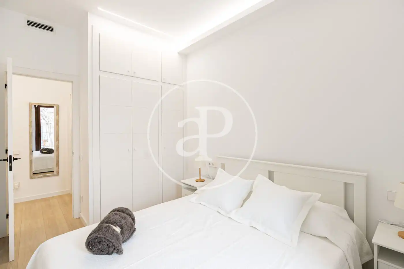 Schlafzimmer von Wohnung zur Miete in Barcelona mit Klimaanlage, Heizung und Möbliert