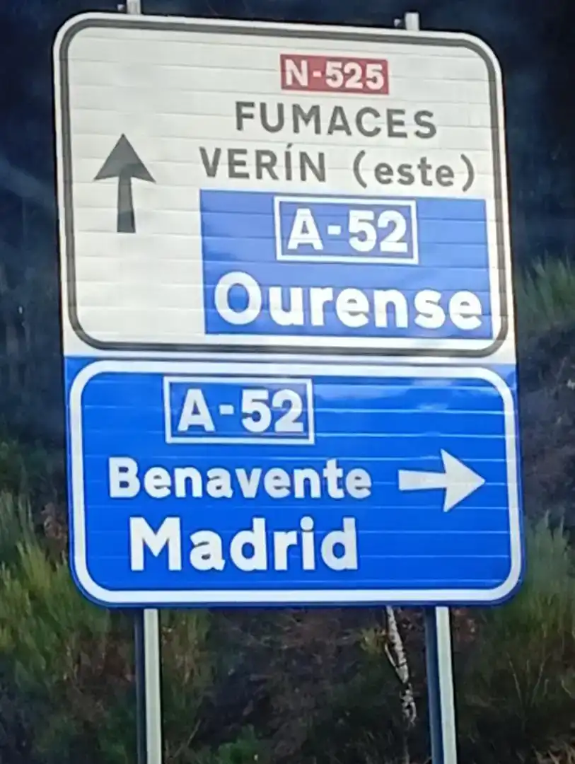 Vista exterior de Casa o xalet en venda en Vilardevós amb Balcó