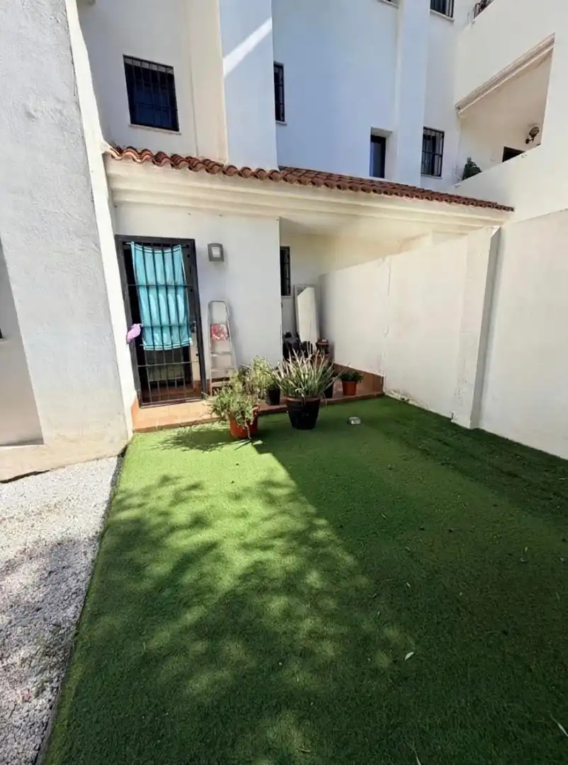 Jardín de Piso en venta en Mijas con Aire acondicionado, Jardín privado y Terraza