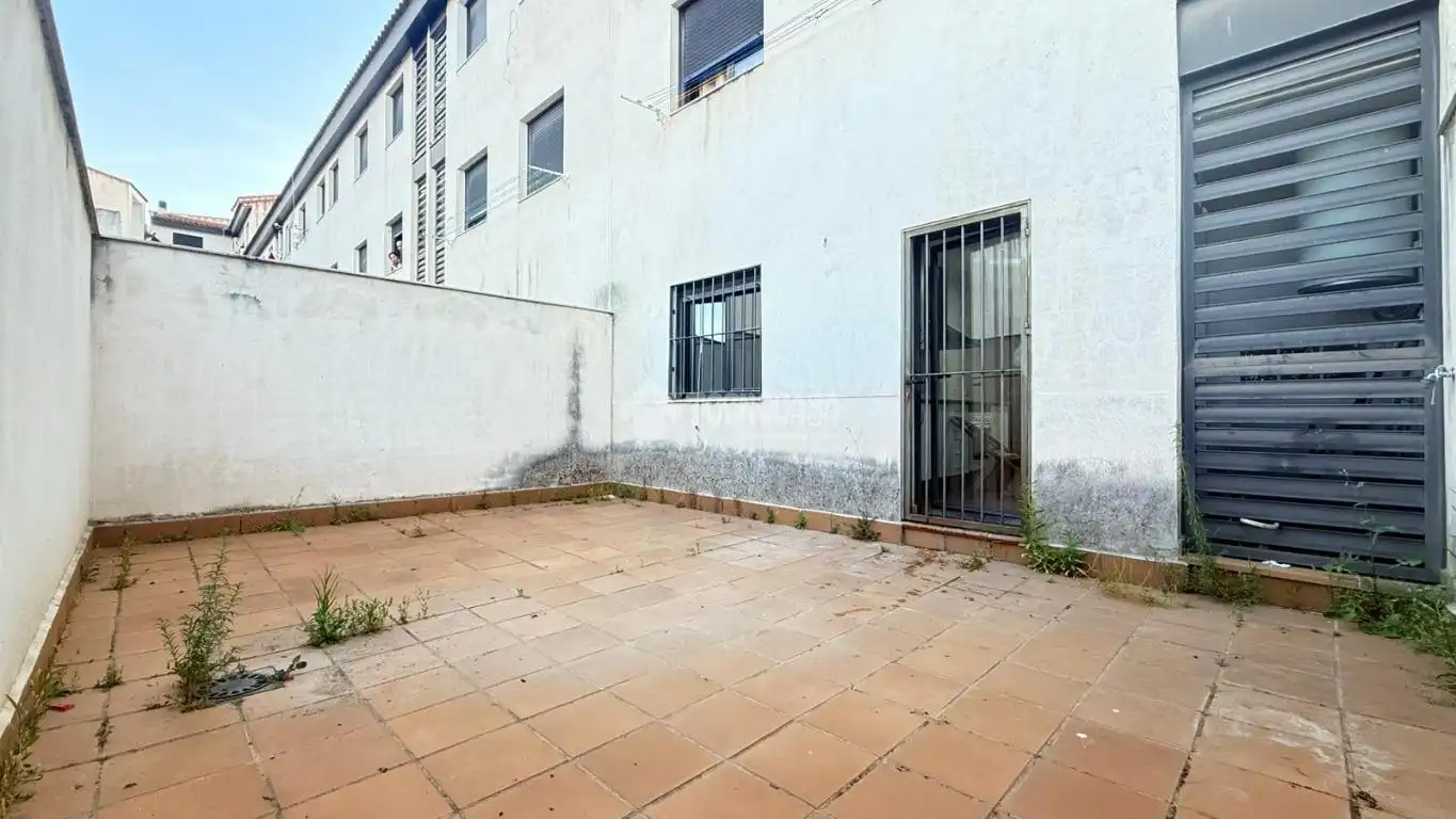Vista exterior de Piso en venta en Fuensalida con Calefacción y Parquet