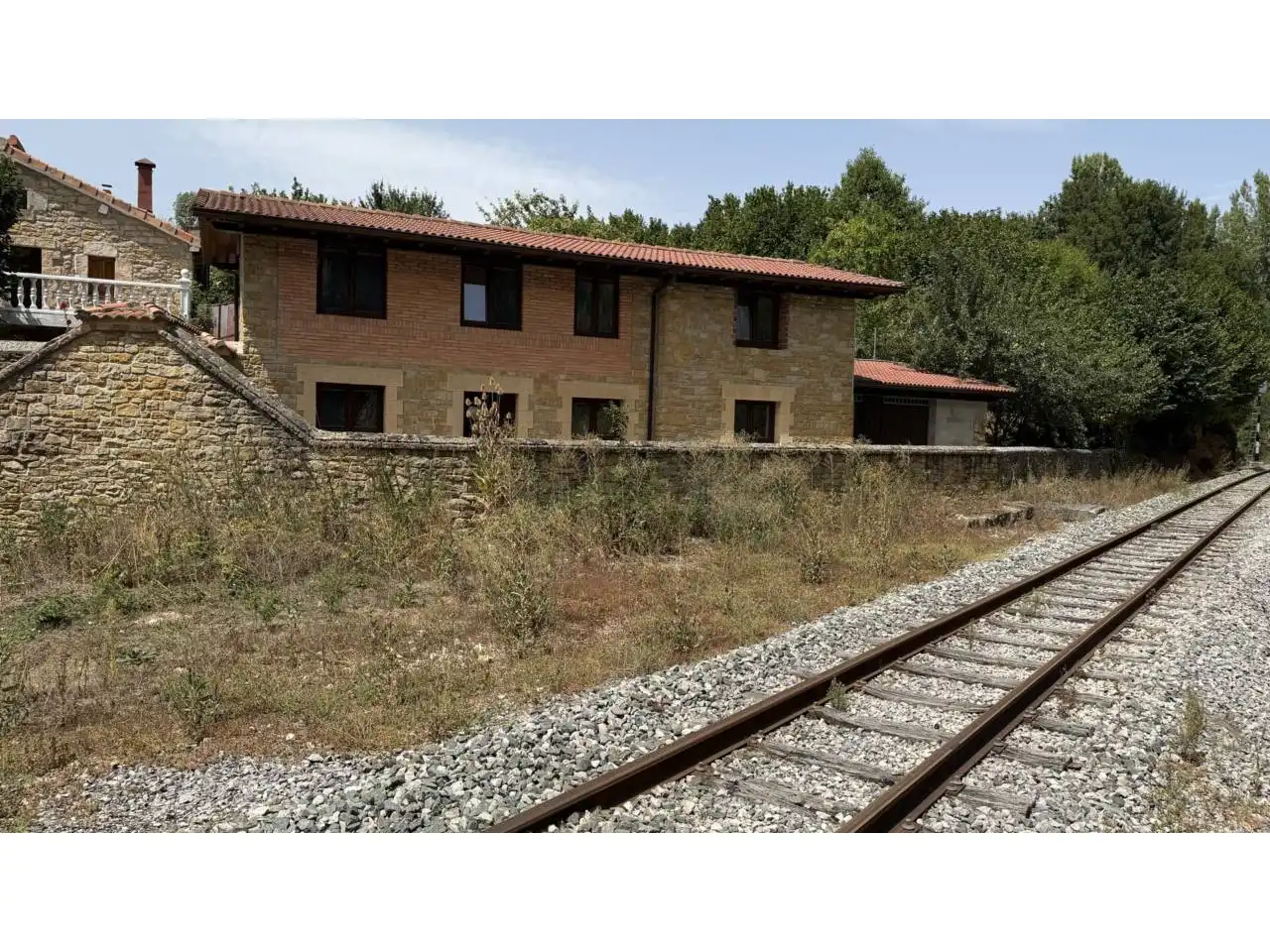 Vista exterior de Casa o chalet en venta en Merindad de Valdeporres con Jardín privado y Terraza