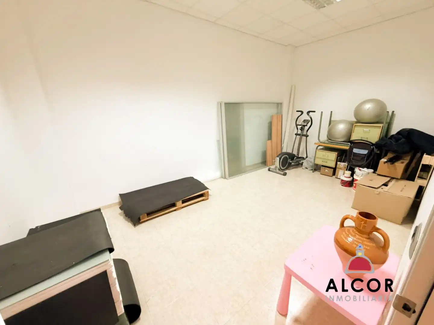 Commercial properties for rent in Puerto