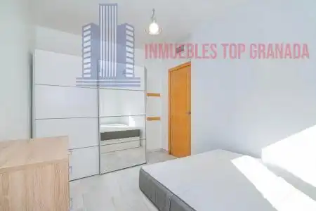 Dúplex en venta en Torre de Comares, Barrio de Zaidín