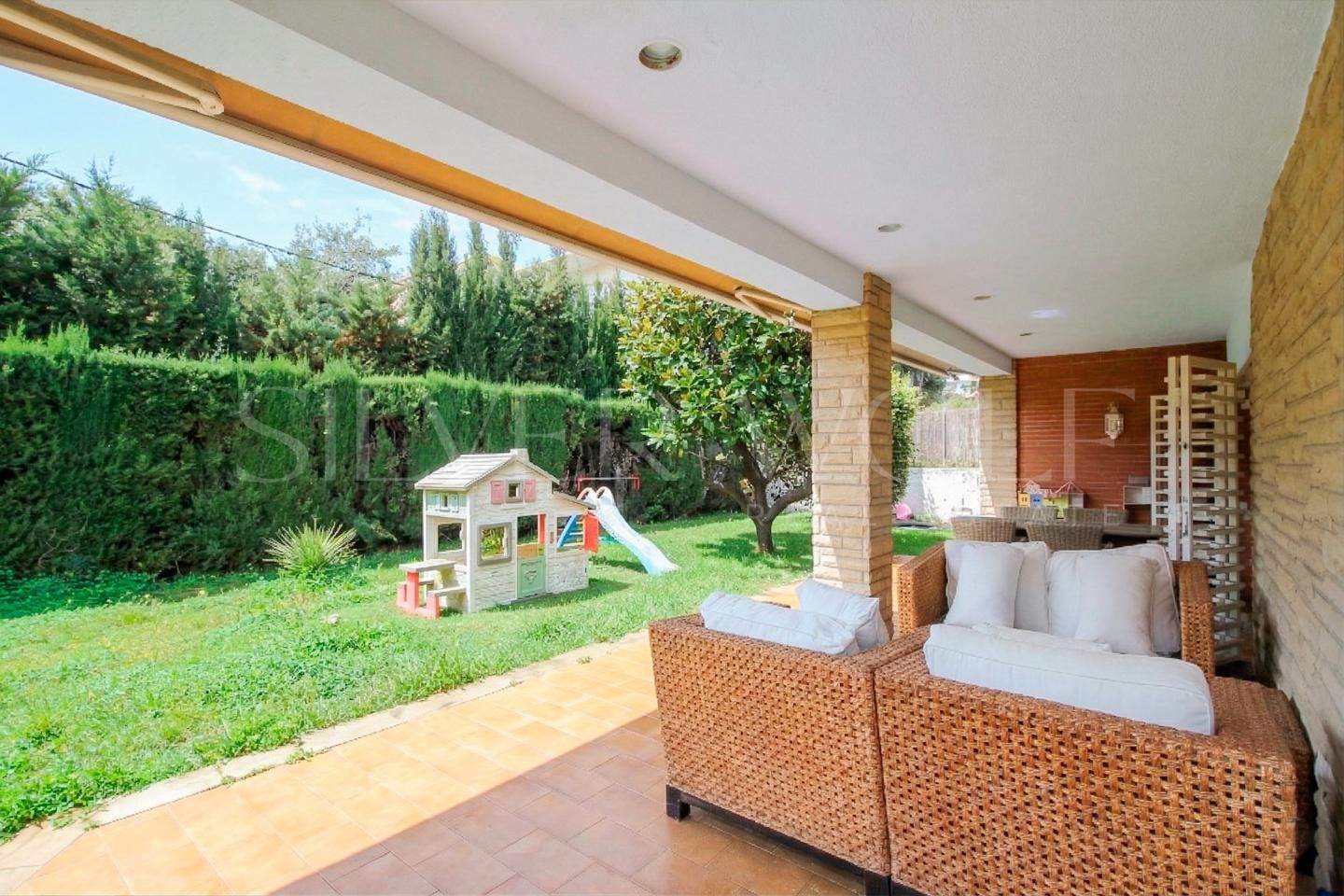 Jardín de Casa o chalet en venta en Cubelles con Aire acondicionado, Calefacción y Jardín privado