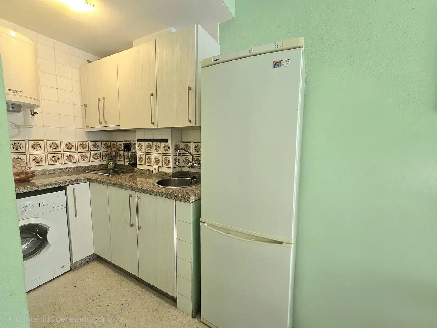 Küche von Wohnung zum Verkauf in Torremolinos mit Klimaanlage und Möbliert